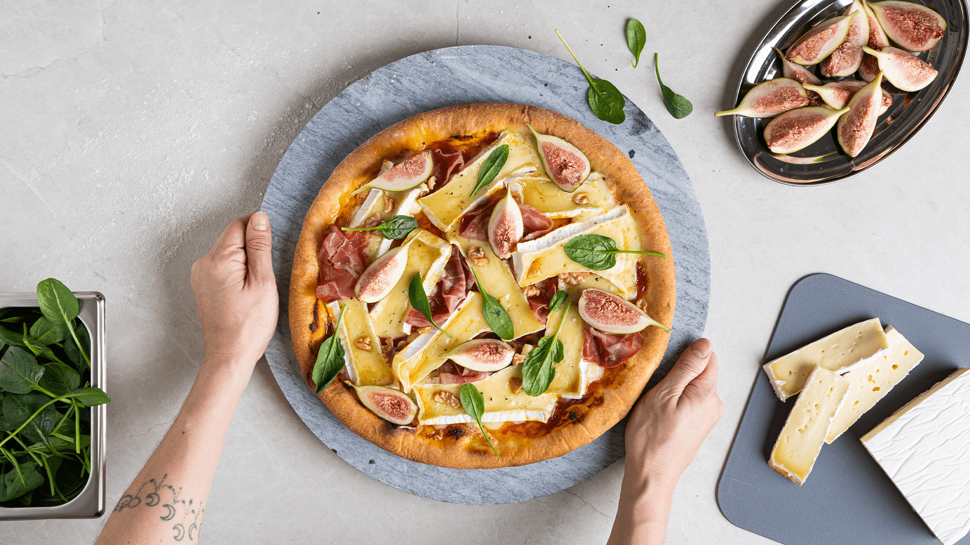 Pizza de Brie, Figos e Copa Lombo